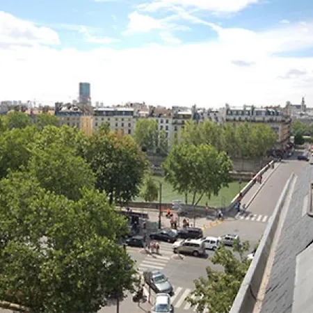Du Pont Louis-philippe - 2 Adults شقة